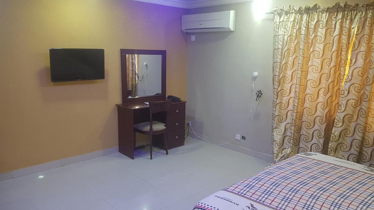 November 5 Hotel Bale Akiosi Exterior foto